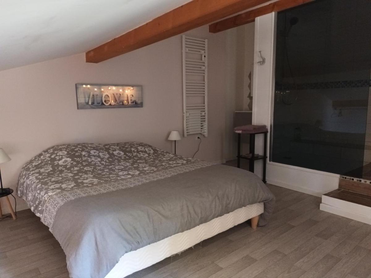 Appartement T2 Au Coeur Du Village Cleon-d'Andran Exteriér fotografie
